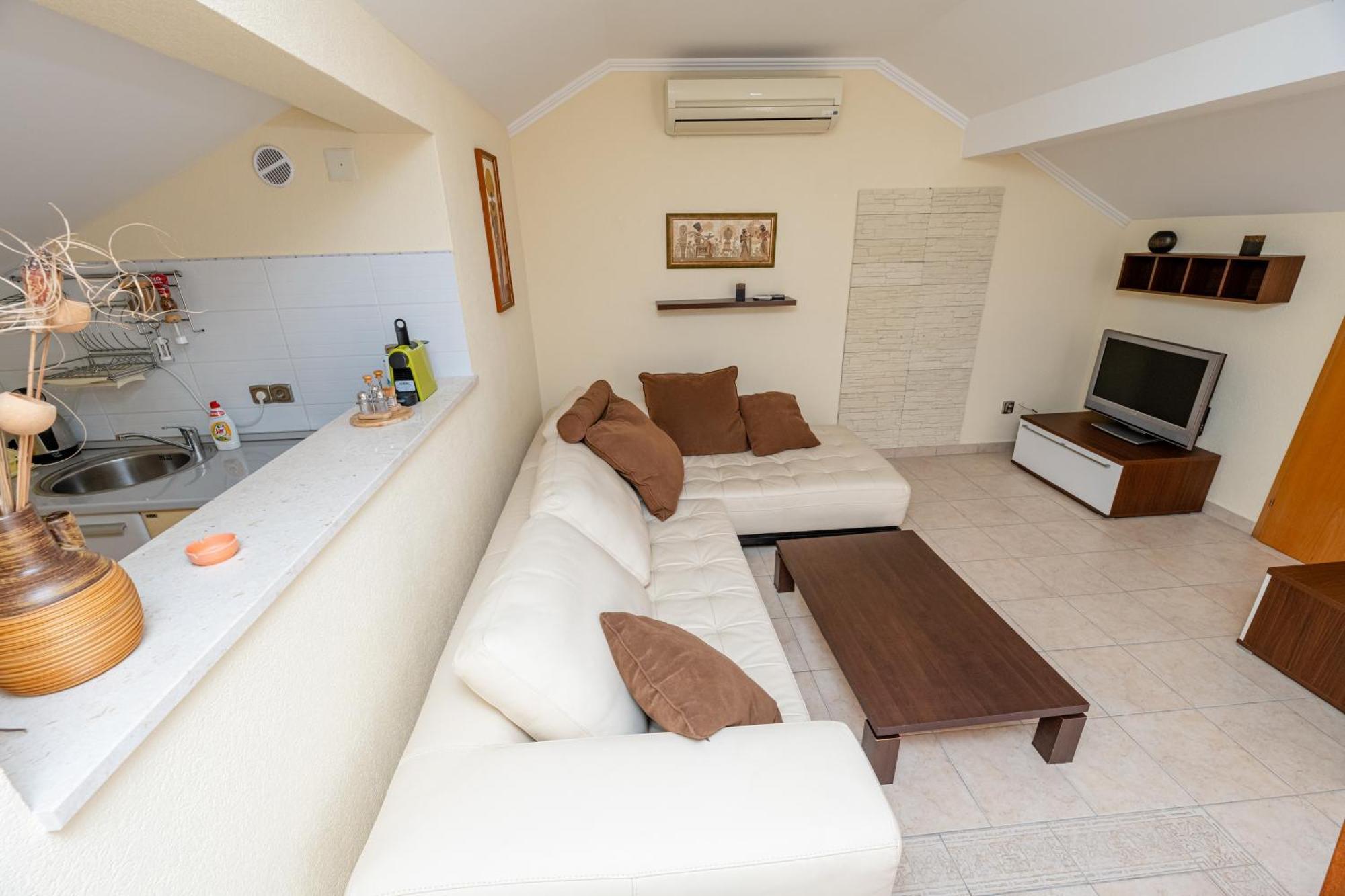 Sunsea Apartment *